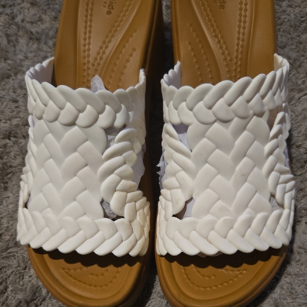 CROCS Women's White Braided Wedge Sandals - Picture 9 of 13